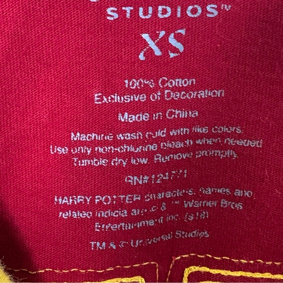 Universal Studios Harry Potter Quidditch Jersey T-Shirt - Picture 12 of 12
